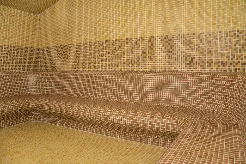 فندق Pik Elegance بلوييست المظهر الخارجي الصورة