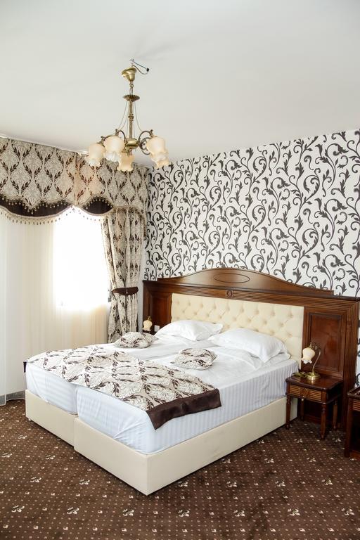 فندق Pik Elegance بلوييست الغرفة الصورة