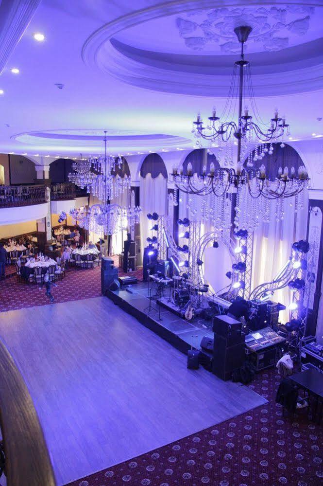 فندق Pik Elegance بلوييست المظهر الخارجي الصورة