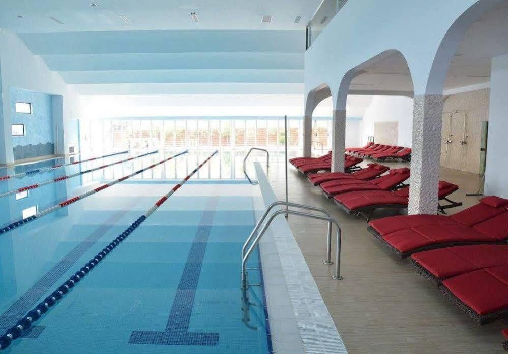 فندق Pik Elegance بلوييست المظهر الخارجي الصورة