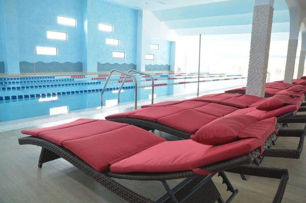 فندق Pik Elegance بلوييست المظهر الخارجي الصورة
